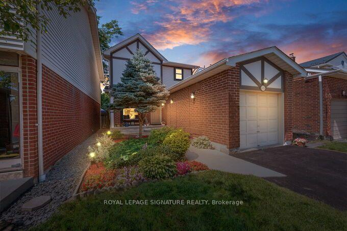 Photo 4 of 4212 Stonemason Crescent, Mississauga, Erin Mills — HOMEH