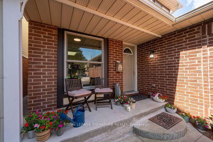 Photo 6 of 4212 Stonemason Crescent, Mississauga, Erin Mills — HOMEH
