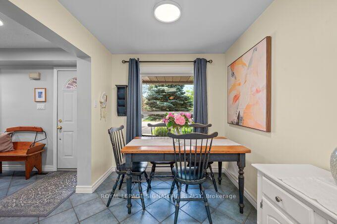 Photo 18 of 4212 Stonemason Crescent, Mississauga, Erin Mills — HOMEH
