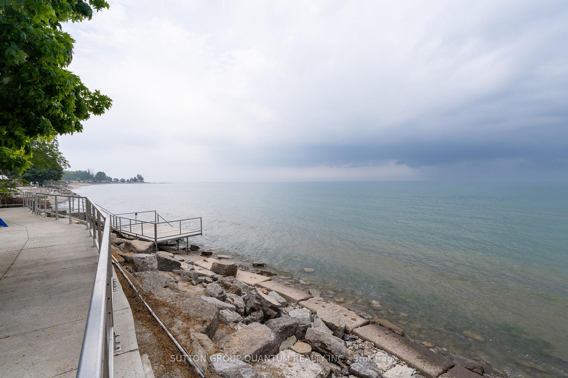 Photo 4 of 2118 Lakeshore Road, Haldimand, Dunnville — HOMEH