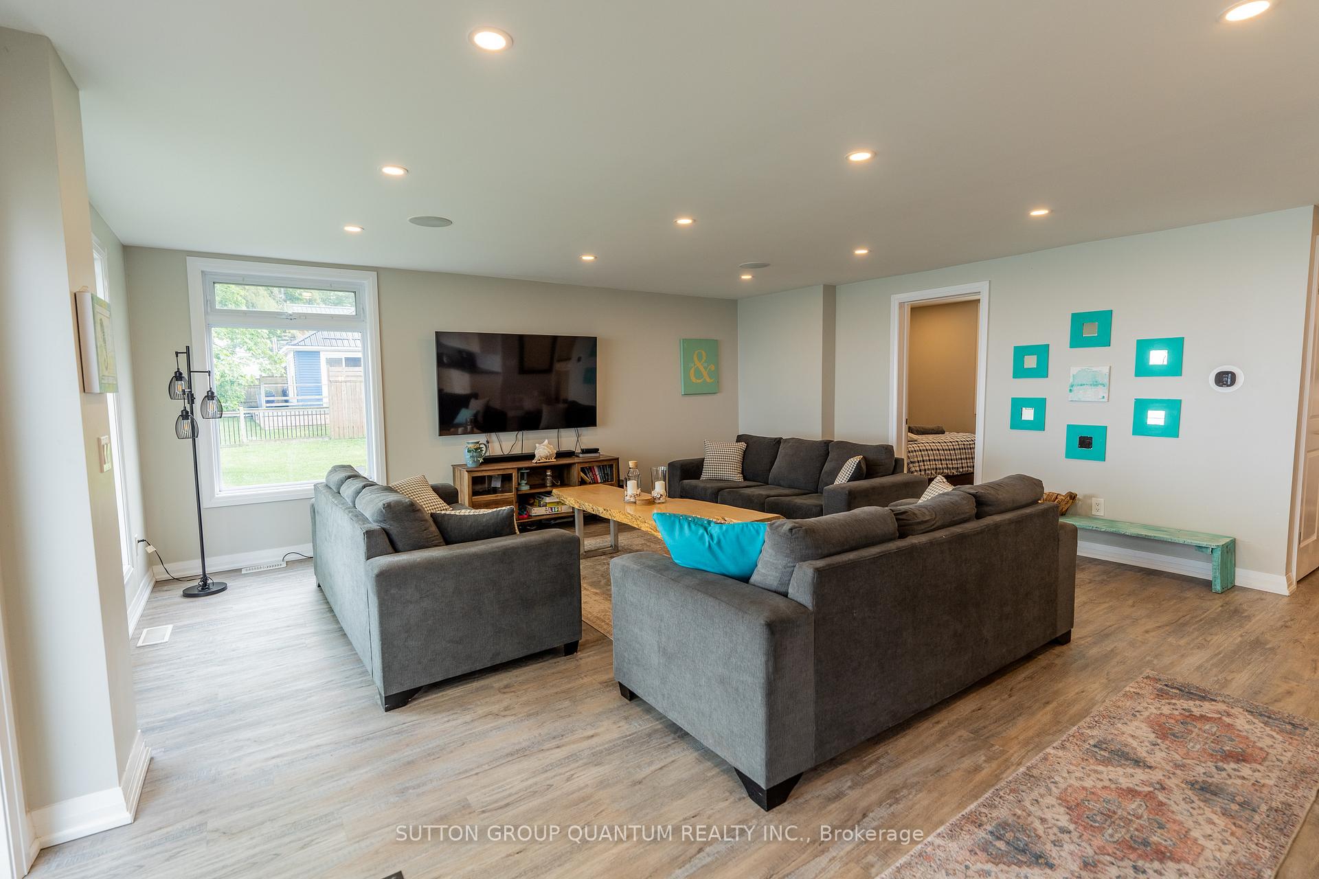 Photo 18 of 2118 Lakeshore Road, Haldimand, Dunnville — HOMEH