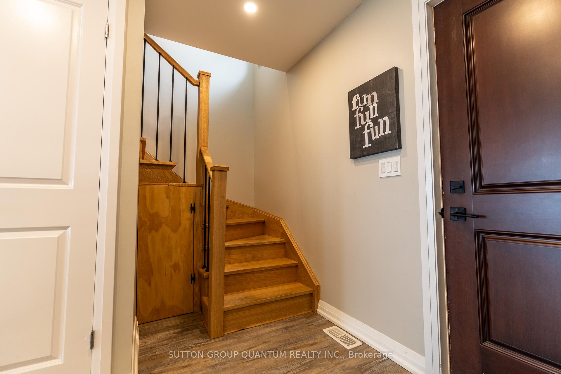 Photo 24 of 2118 Lakeshore Road, Haldimand, Dunnville — HOMEH