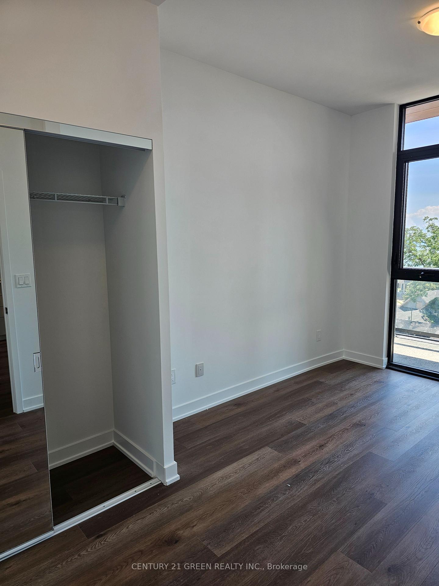 Photo 14 of Unit 412, 2075 Lakeshore Road, Burlington, Brant — HOMEH