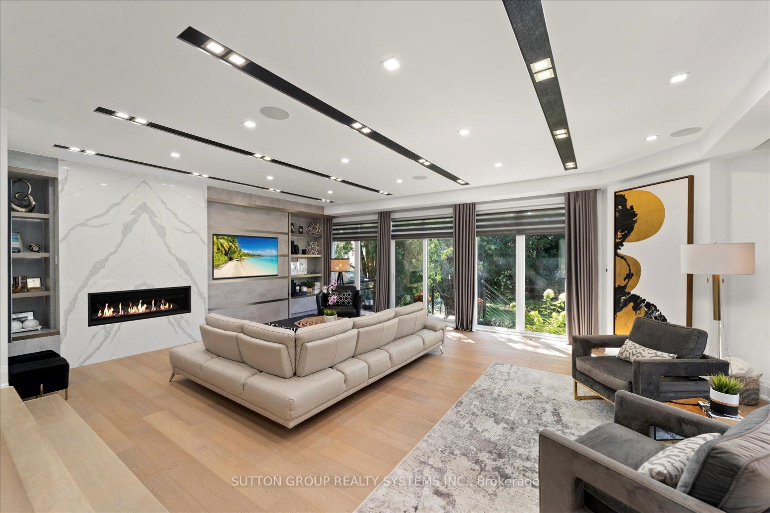 Photo 3 of 146 Martin Grove Road, Etobicoke, Islington-City Centre West — HOMEH