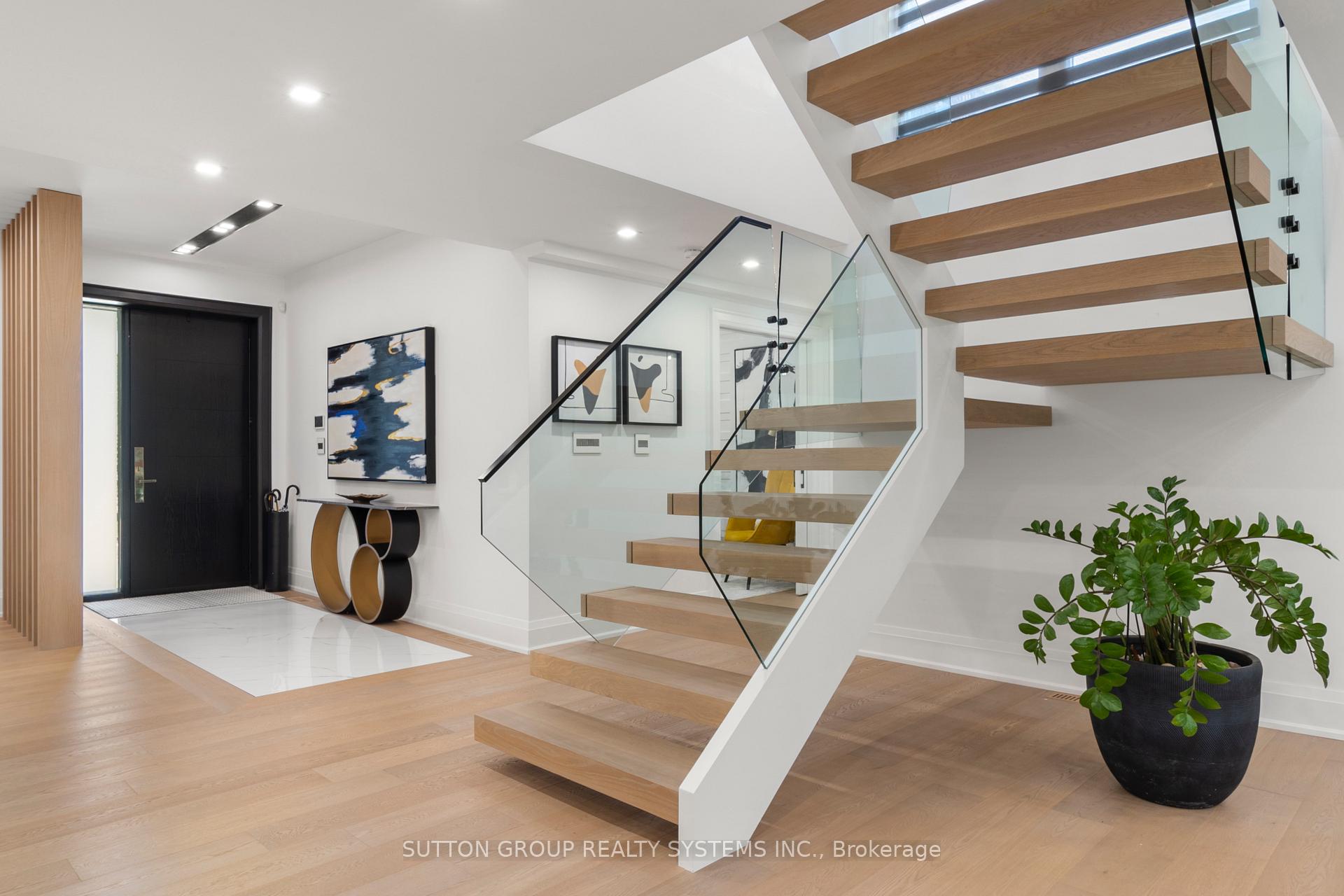 Photo 14 of 146 Martin Grove Road, Etobicoke, Islington-City Centre West — HOMEH