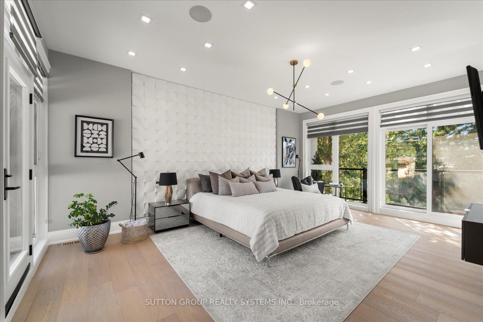 Photo 18 of 146 Martin Grove Road, Etobicoke, Islington-City Centre West — HOMEH