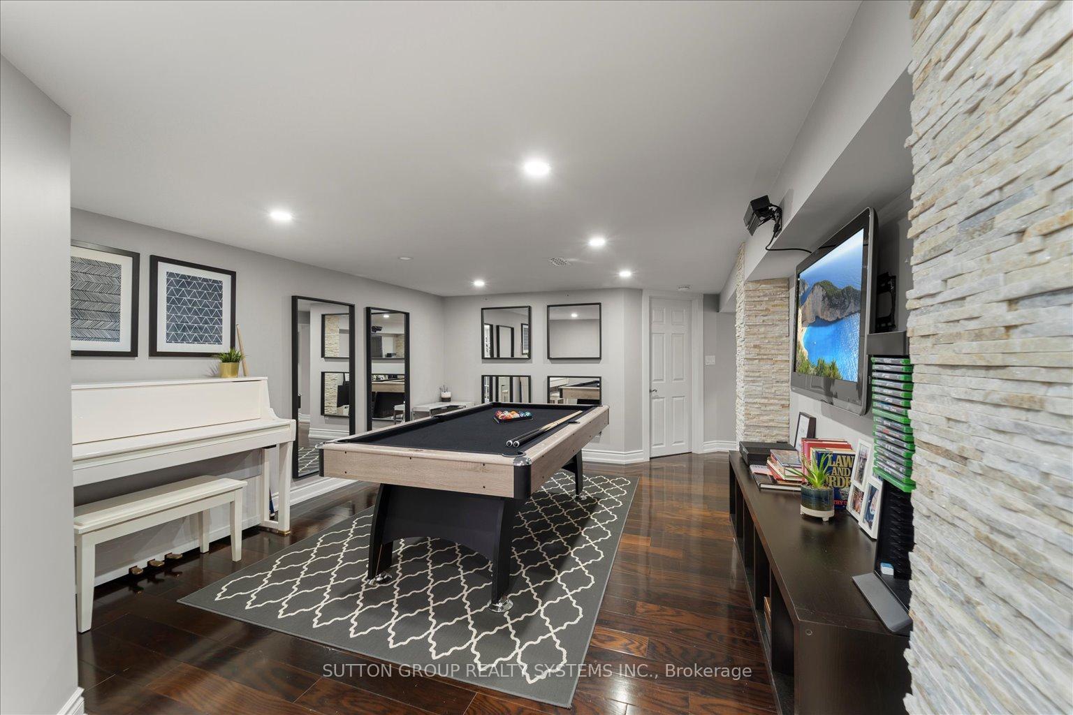 Photo 27 of 146 Martin Grove Road, Etobicoke, Islington-City Centre West — HOMEH