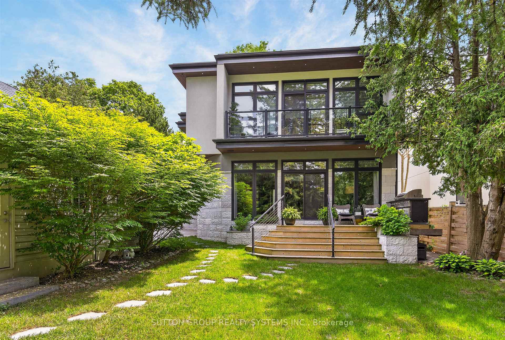 Photo 29 of 146 Martin Grove Road, Etobicoke, Islington-City Centre West — HOMEH