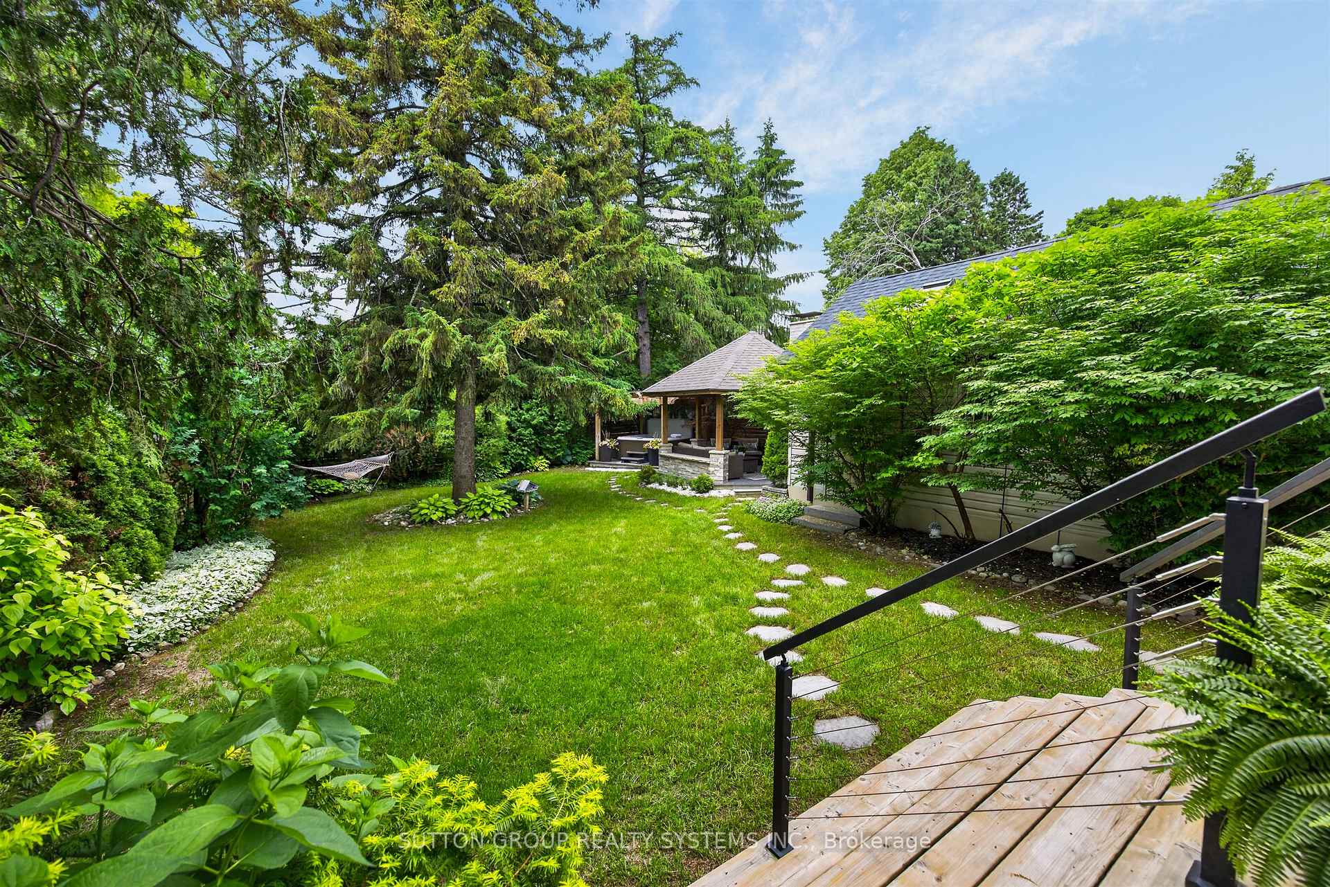 Photo 31 of 146 Martin Grove Road, Etobicoke, Islington-City Centre West — HOMEH