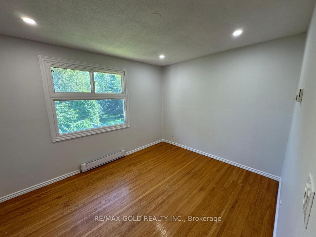 Photo 13 of Unit 3 units, 515 Stone Street, Oshawa, Lakeview — HOMEH
