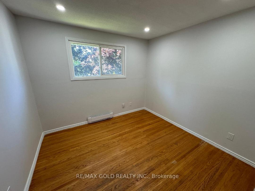 Photo 15 of Unit 3 units, 515 Stone Street, Oshawa, Lakeview — HOMEH