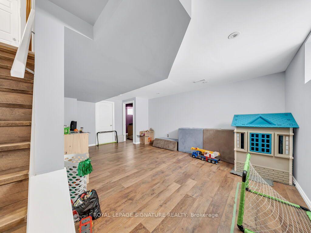 Photo 47 of 31 Ingram Drive, Guelph, Victoria North — HOMEH