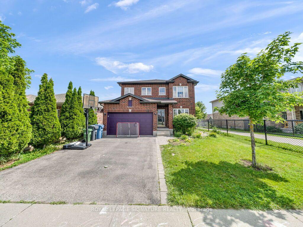 Photo 3 of 31 Ingram Drive, Guelph, Victoria North — HOMEH