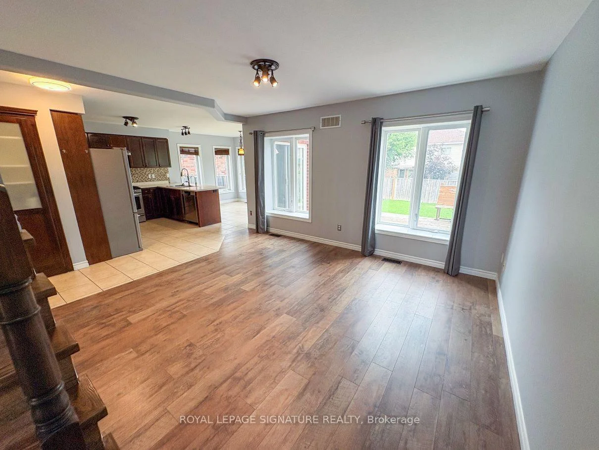 Photo 18 of 31 Ingram Drive, Guelph, Victoria North — HOMEH