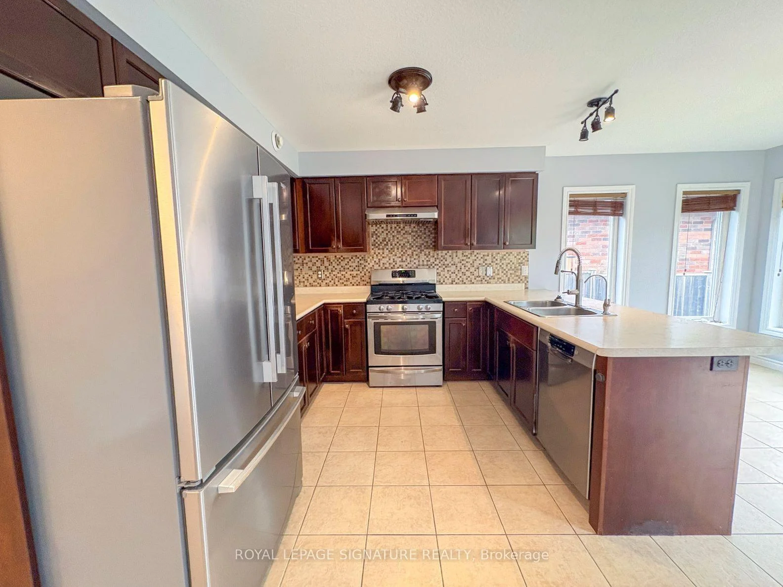 Photo 20 of 31 Ingram Drive, Guelph, Victoria North — HOMEH