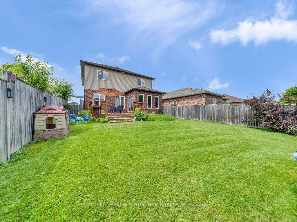 Photo 30 of 31 Ingram Drive, Guelph, Victoria North — HOMEH