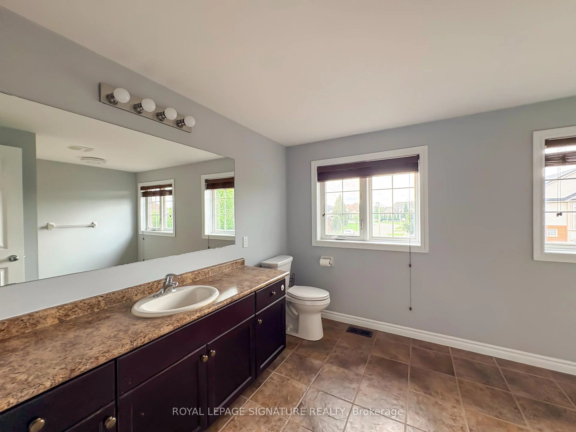 Photo 44 of 31 Ingram Drive, Guelph, Victoria North — HOMEH
