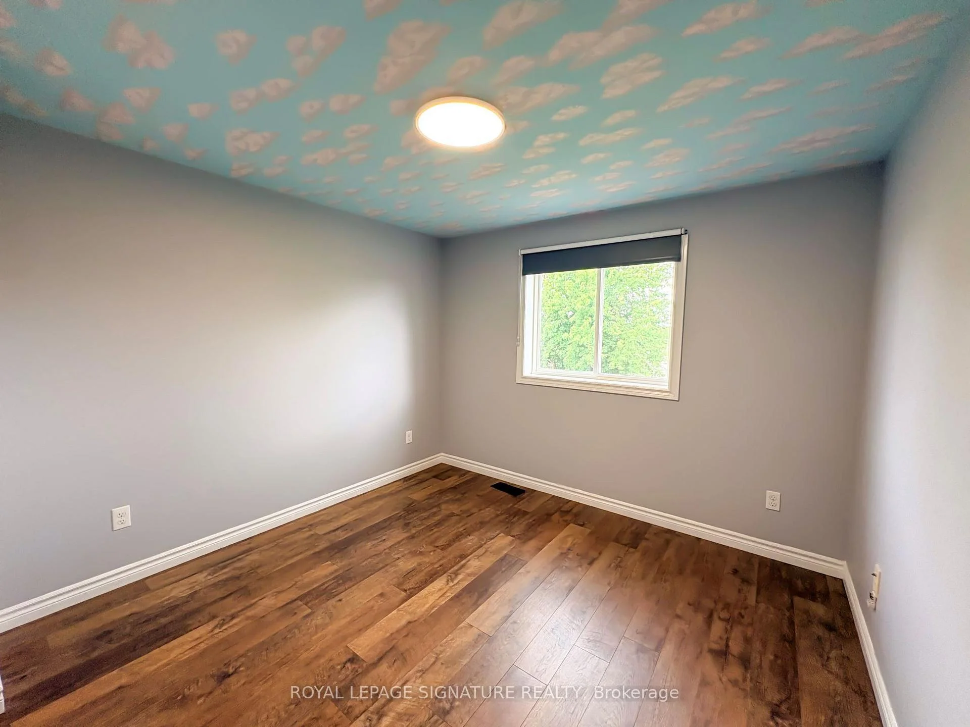 Photo 46 of 31 Ingram Drive, Guelph, Victoria North — HOMEH