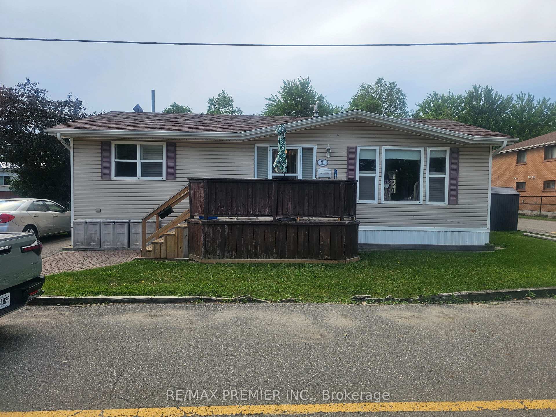 Photo of Unit 21-5, 1749 Dundas Street W