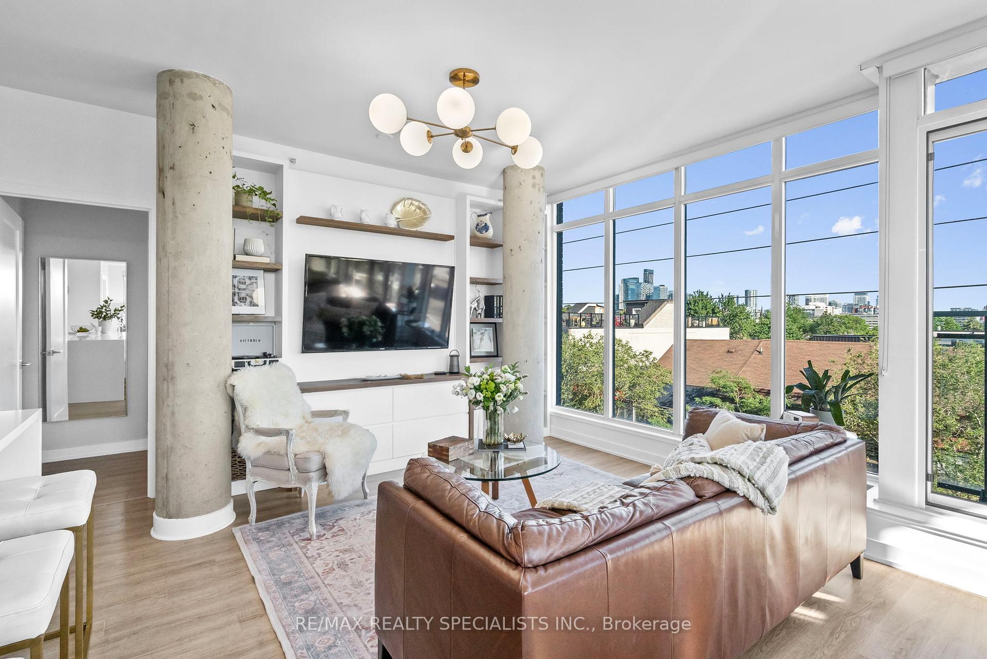 Photo 7 of Unit 310, 205 Manning Avenue, Toronto, Trinity-Bellwoods — HOMEH