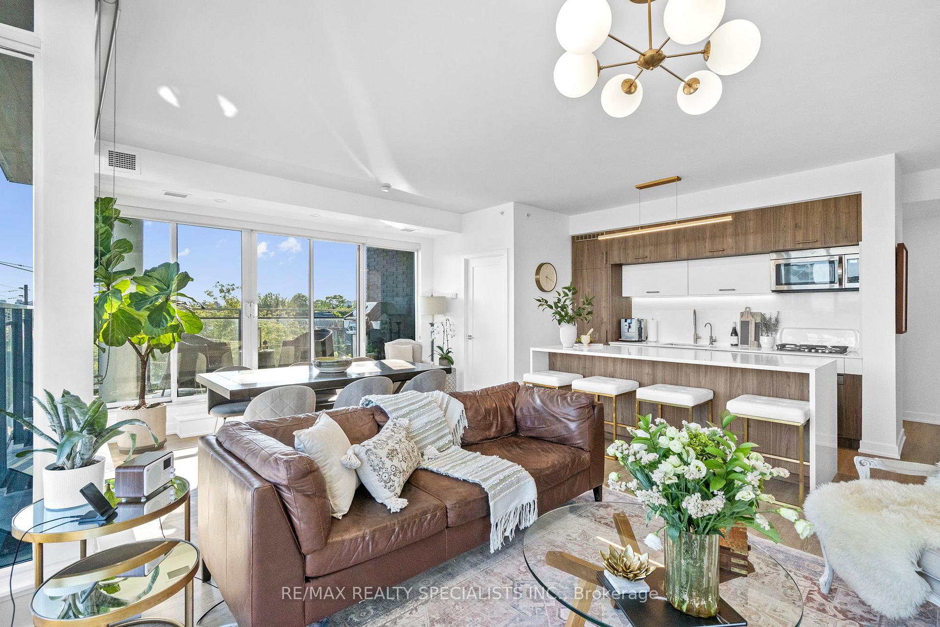 Photo 10 of Unit 310, 205 Manning Avenue, Toronto, Trinity-Bellwoods — HOMEH
