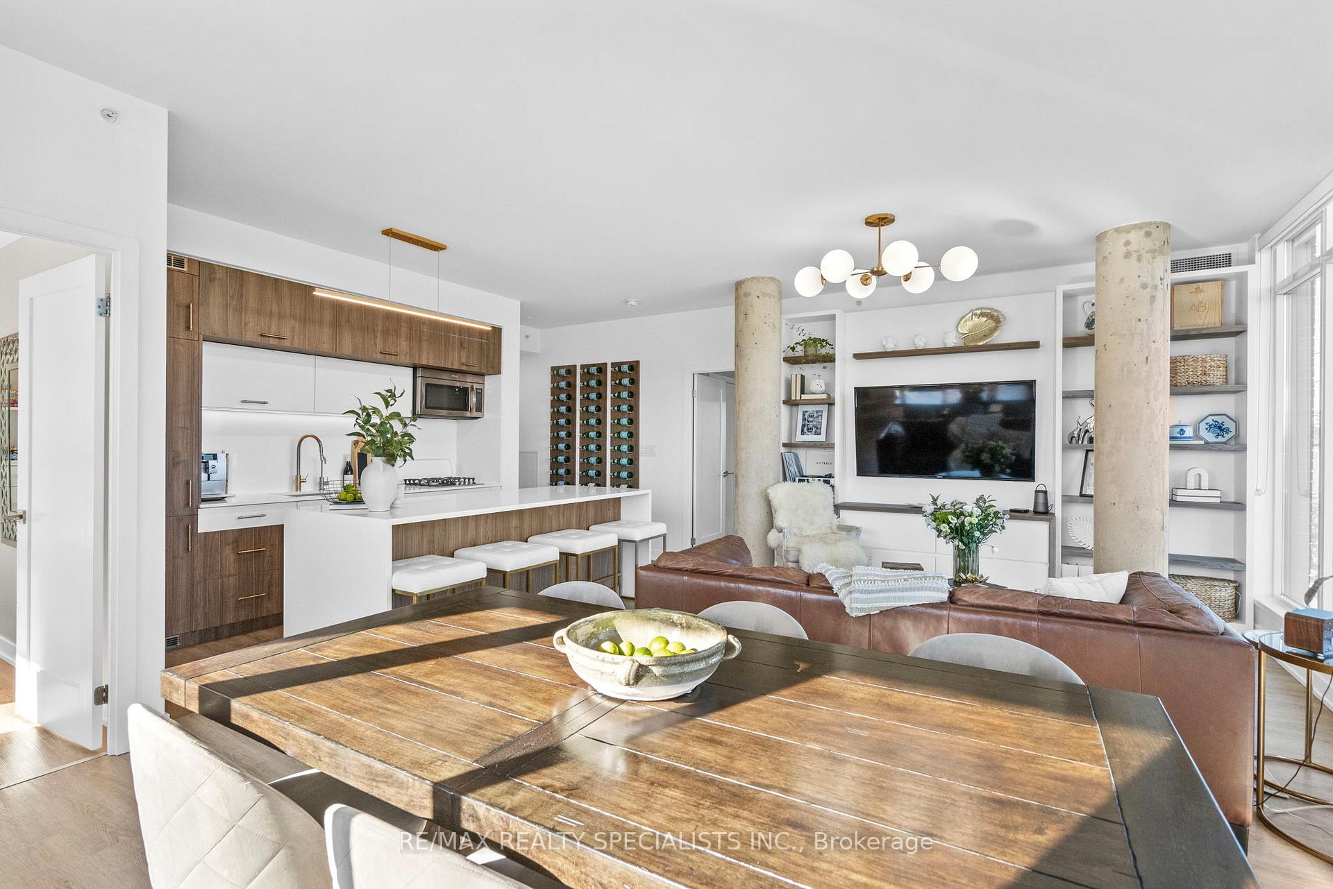 Photo 12 of Unit 310, 205 Manning Avenue, Toronto, Trinity-Bellwoods — HOMEH