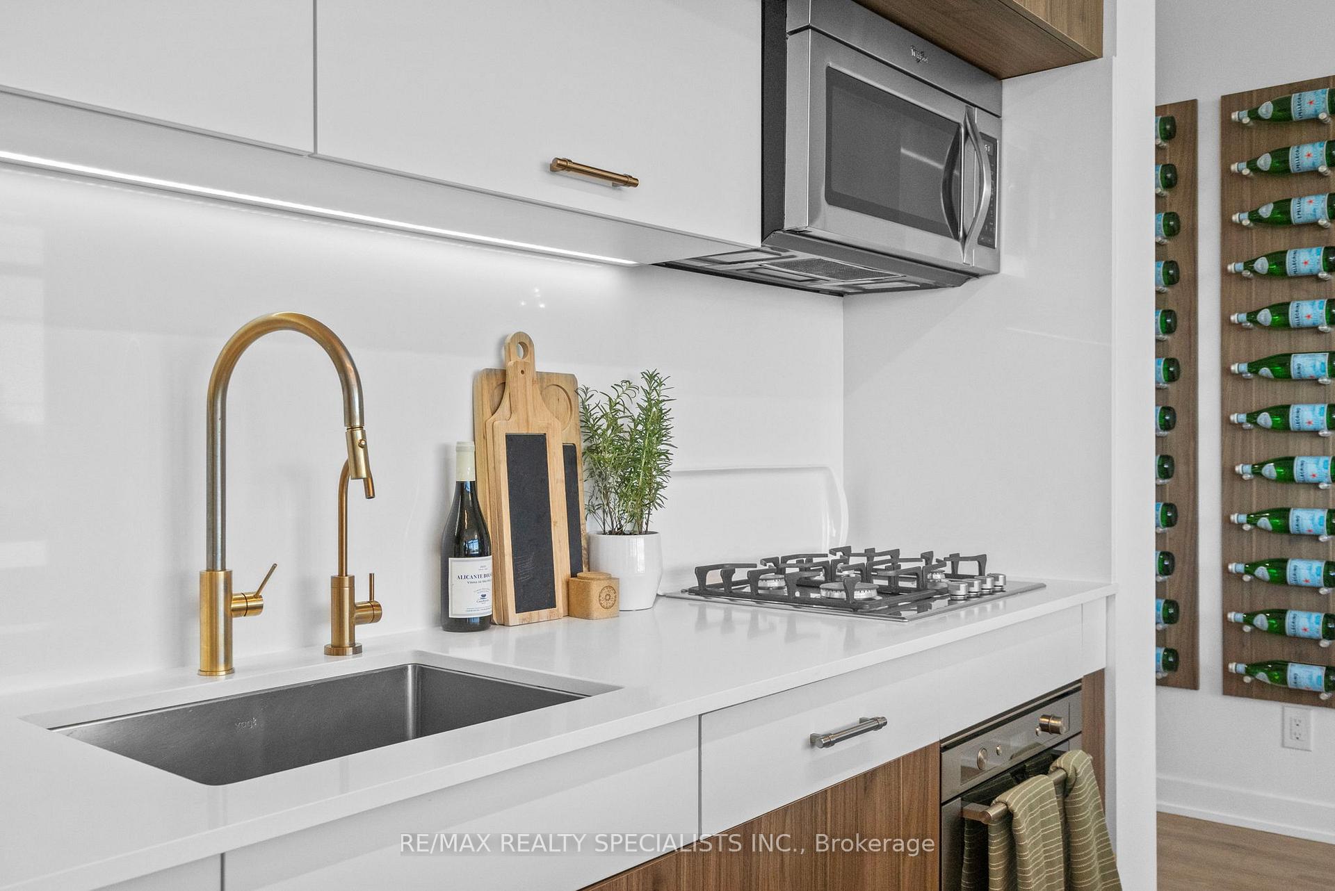Photo 17 of Unit 310, 205 Manning Avenue, Toronto, Trinity-Bellwoods — HOMEH