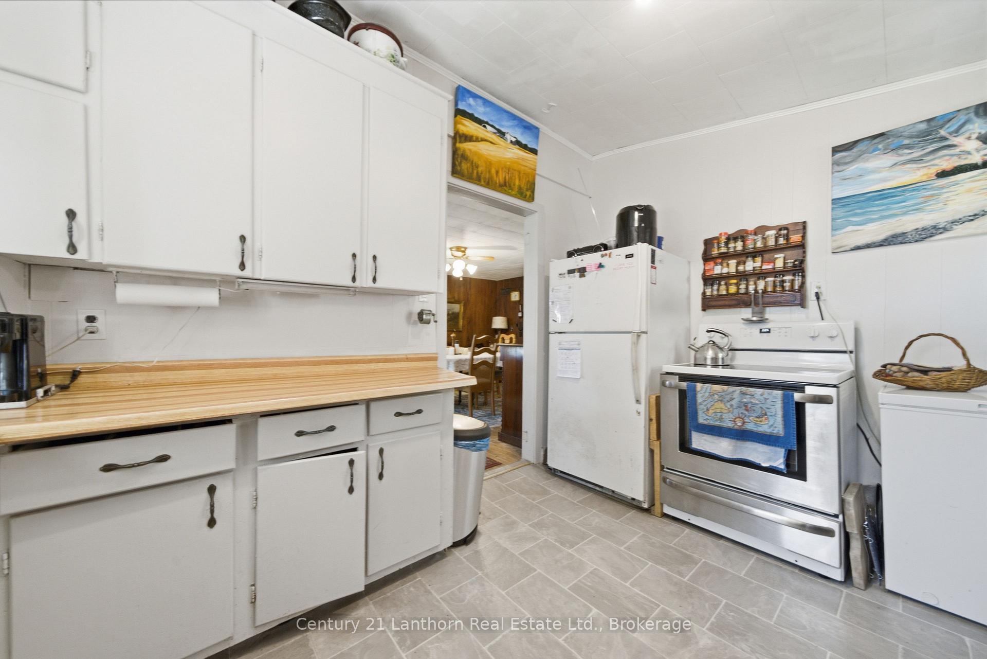 Photo 17 of 26 Welsh Lane, Prince Edward County, Athol Ward — HOMEH