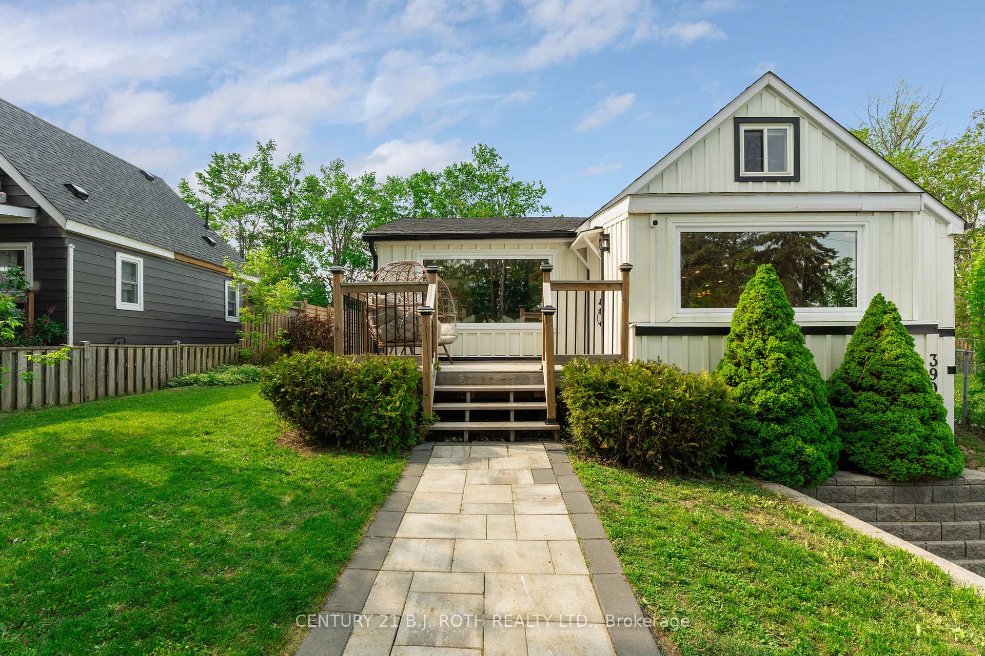 Photo 4 of 390 Arthur Street, Orillia — HOMEH