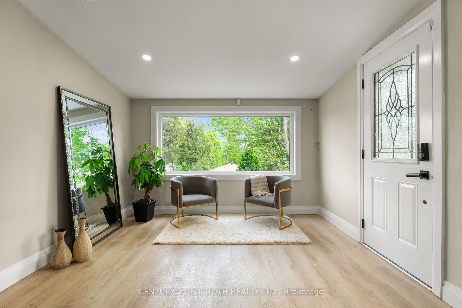 Photo 7 of 390 Arthur Street, Orillia — HOMEH