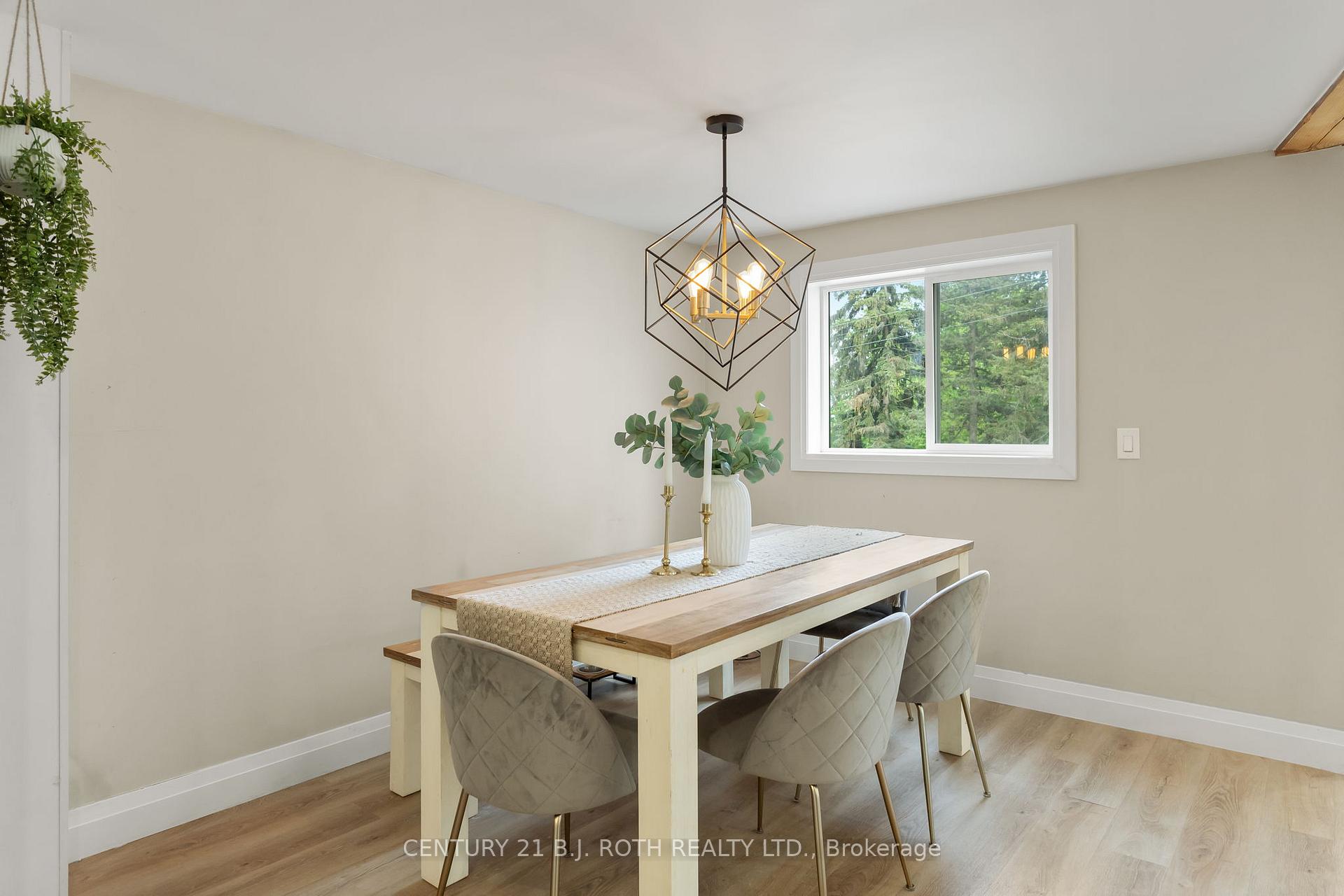 Photo 9 of 390 Arthur Street, Orillia — HOMEH