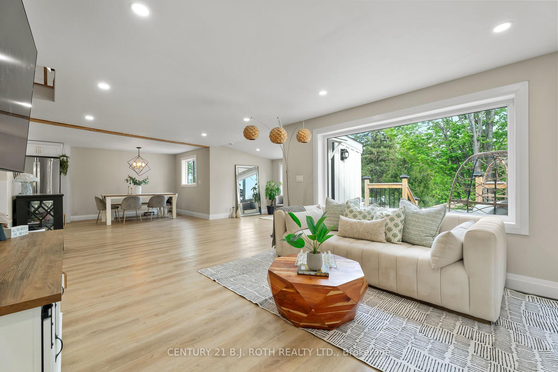 Photo 19 of 390 Arthur Street, Orillia — HOMEH