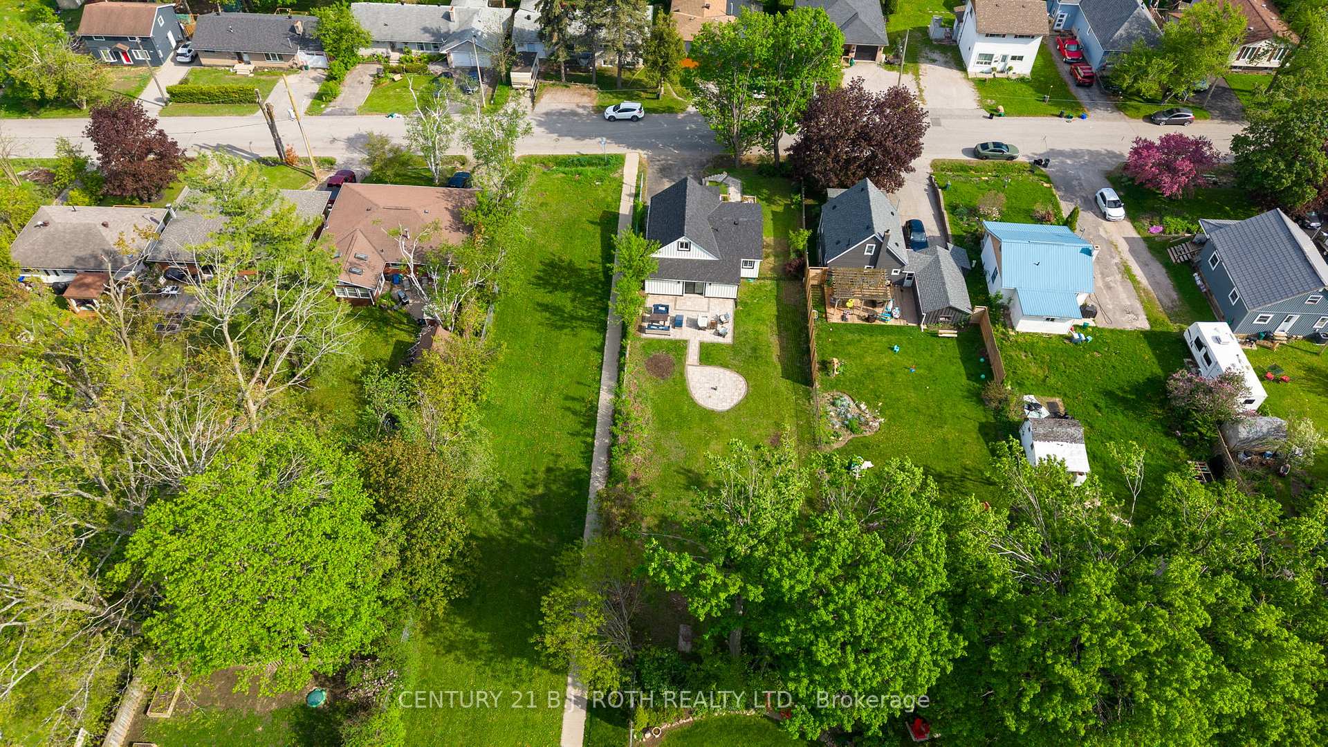 Photo 46 of 390 Arthur Street, Orillia — HOMEH