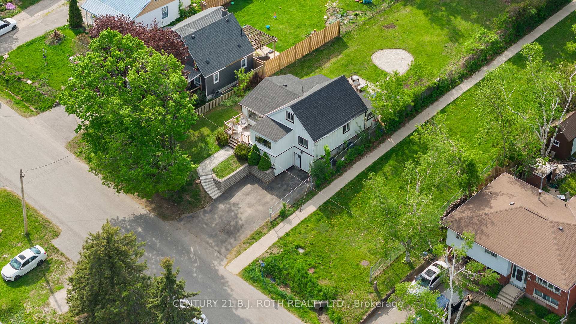 Photo 47 of 390 Arthur Street, Orillia — HOMEH
