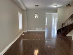 Photo 4 of 218 Helen Avenue, Markham, Village Green-South Unionville — HOMEH