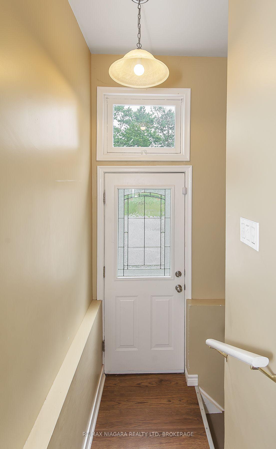 Photo 6 of 170 Hellems Avenue E, Welland, Welland Downtown — HOMEH