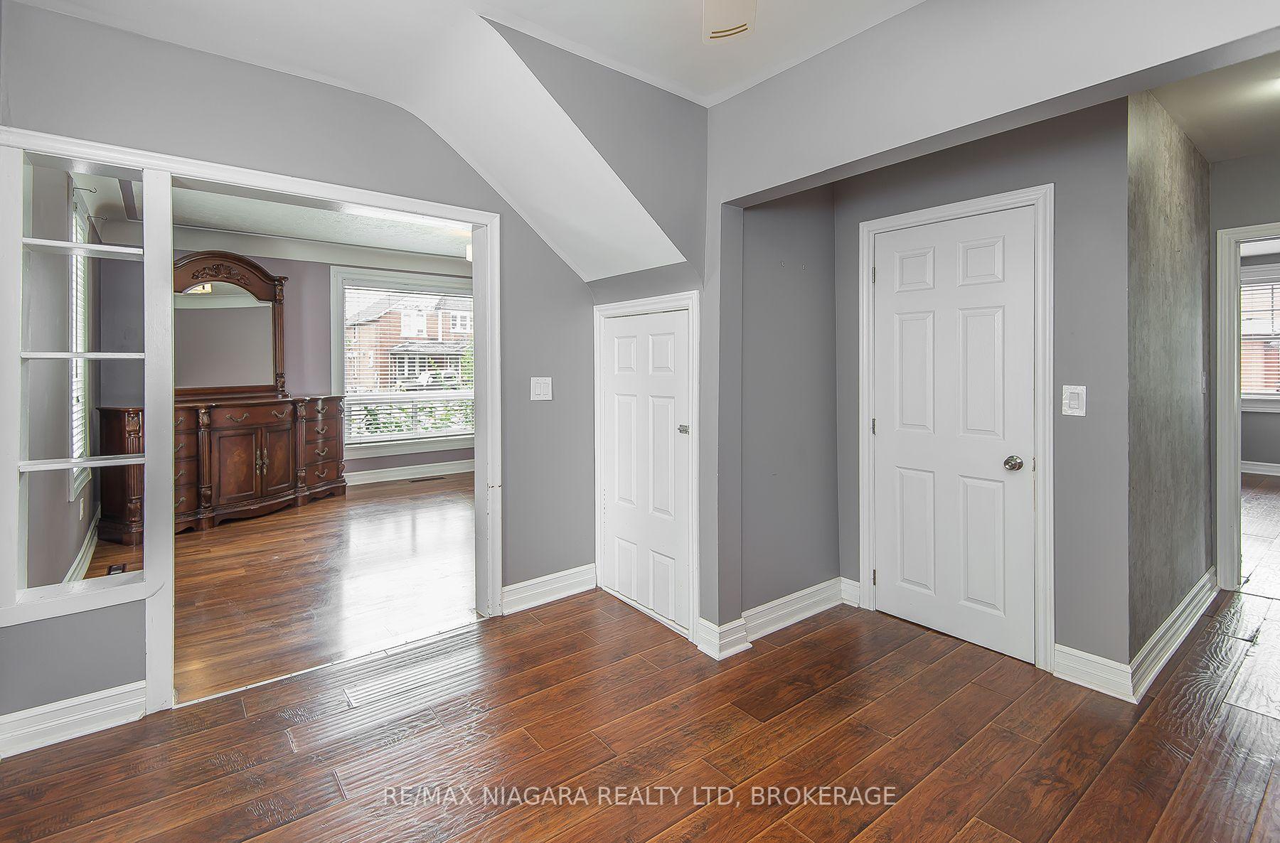 Photo 10 of 170 Hellems Avenue E, Welland, Welland Downtown — HOMEH