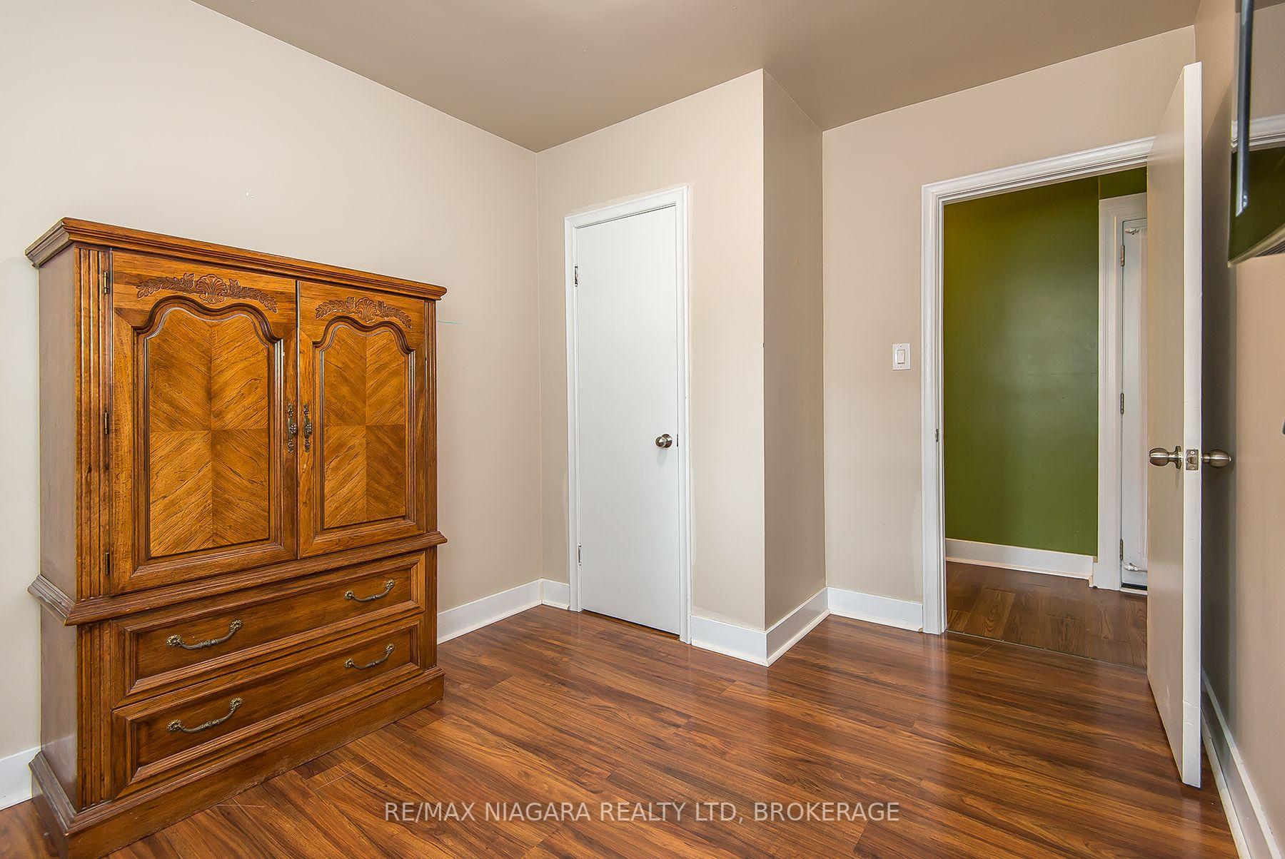 Photo 23 of 170 Hellems Avenue E, Welland, Welland Downtown — HOMEH