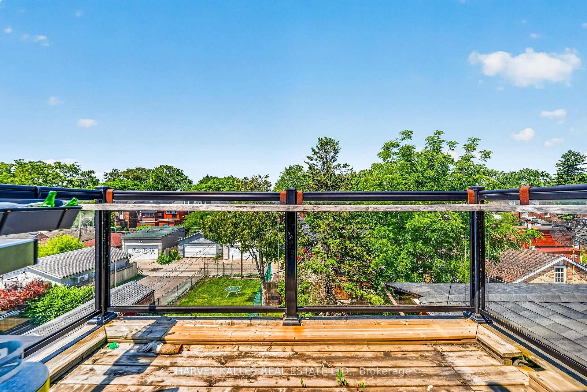 Photo 11 of 160 Lansdowne Avenue, Toronto, Roncesvalles — HOMEH