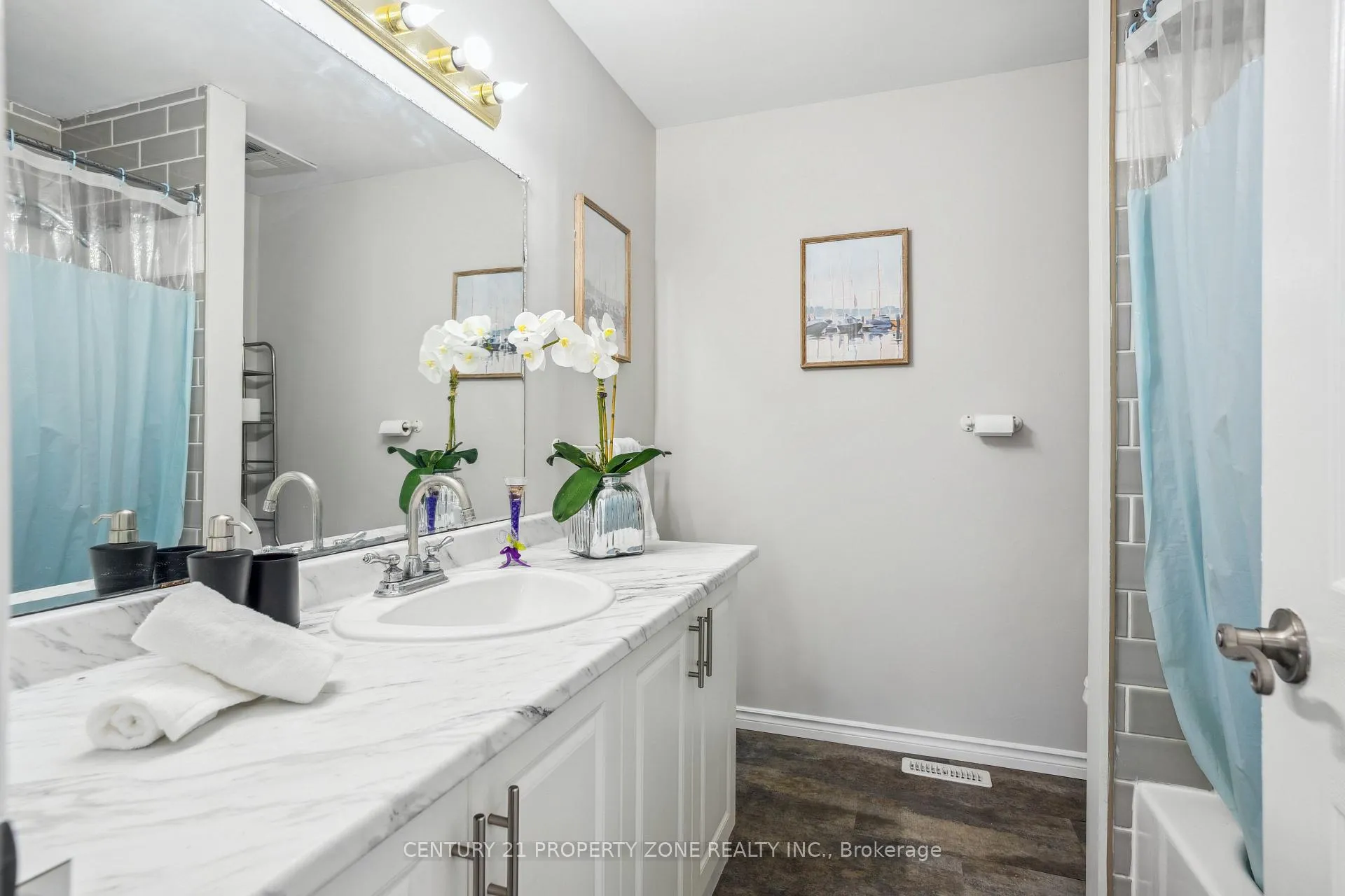 Photo 17 of 20 Royal Palm Drive, Brampton, Heart Lake East — HOMEH