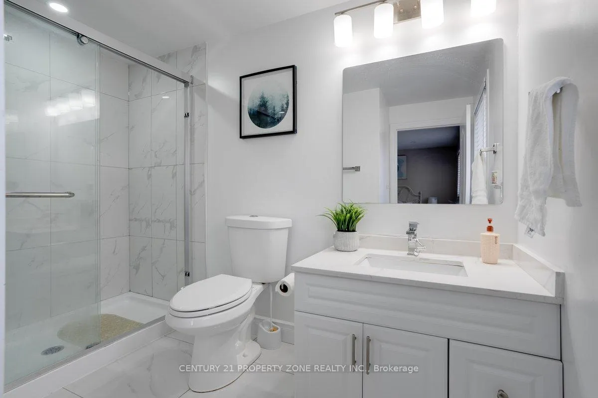 Photo 25 of 20 Royal Palm Drive, Brampton, Heart Lake East — HOMEH