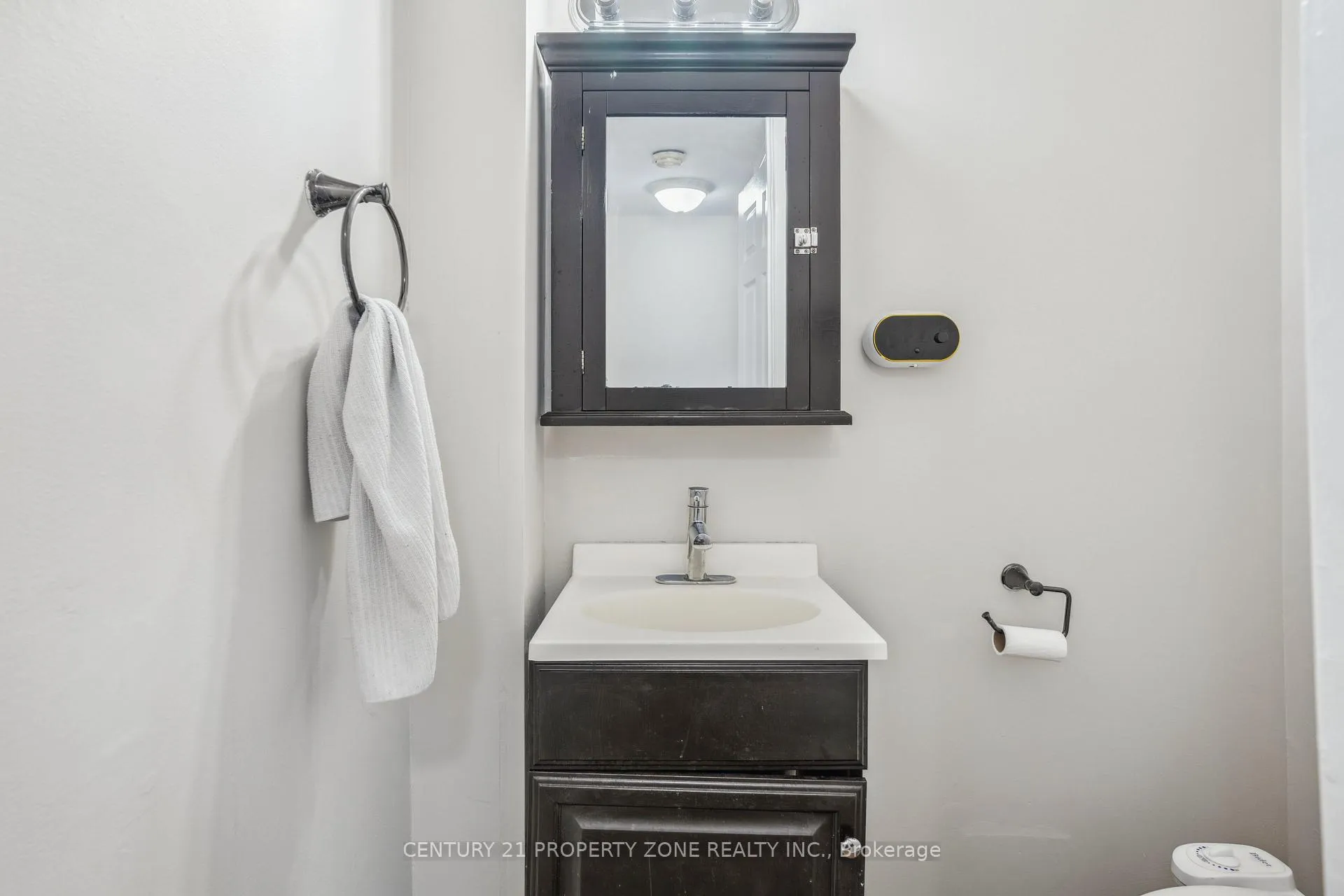 Photo 26 of 20 Royal Palm Drive, Brampton, Heart Lake East — HOMEH
