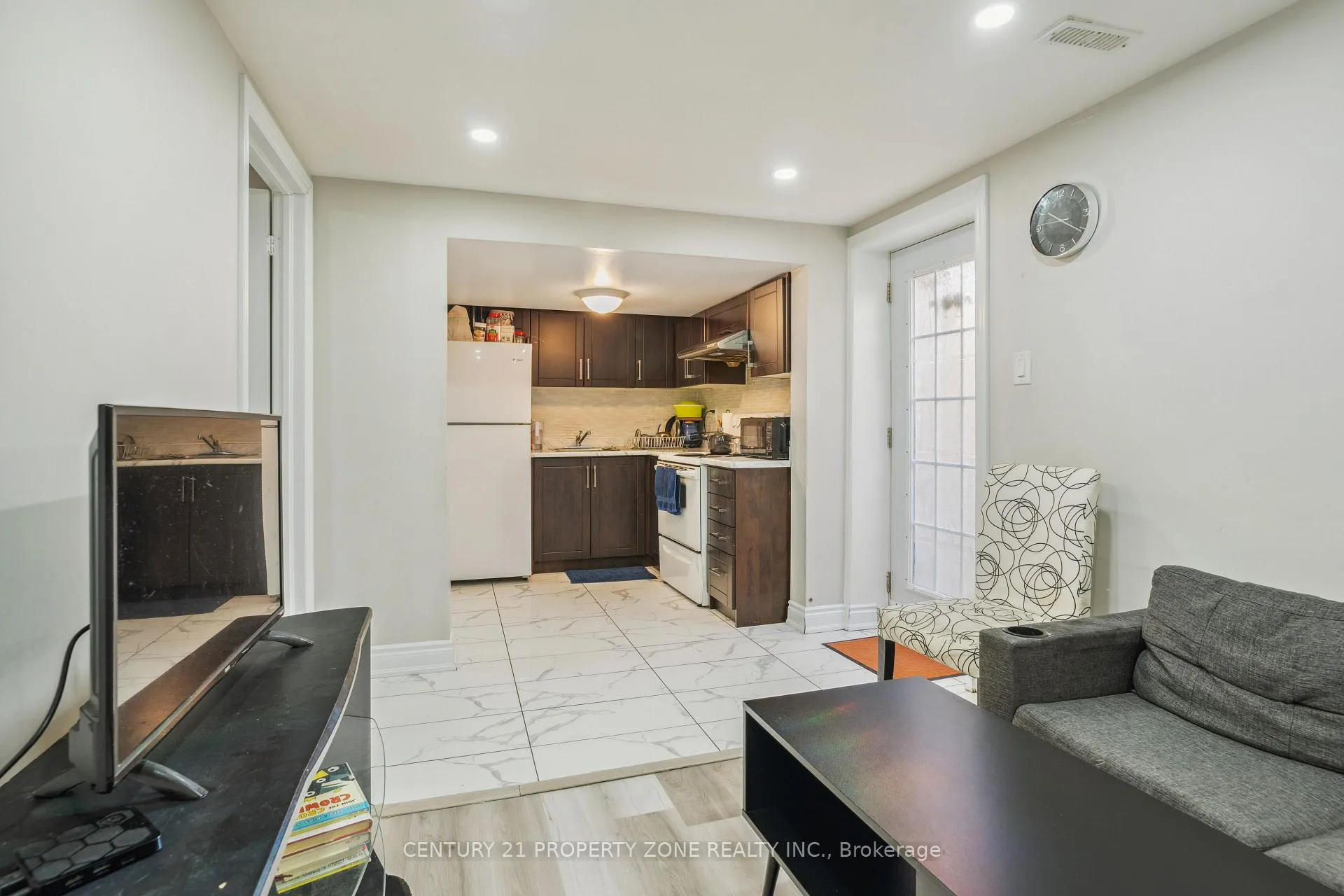 Photo 28 of 20 Royal Palm Drive, Brampton, Heart Lake East — HOMEH