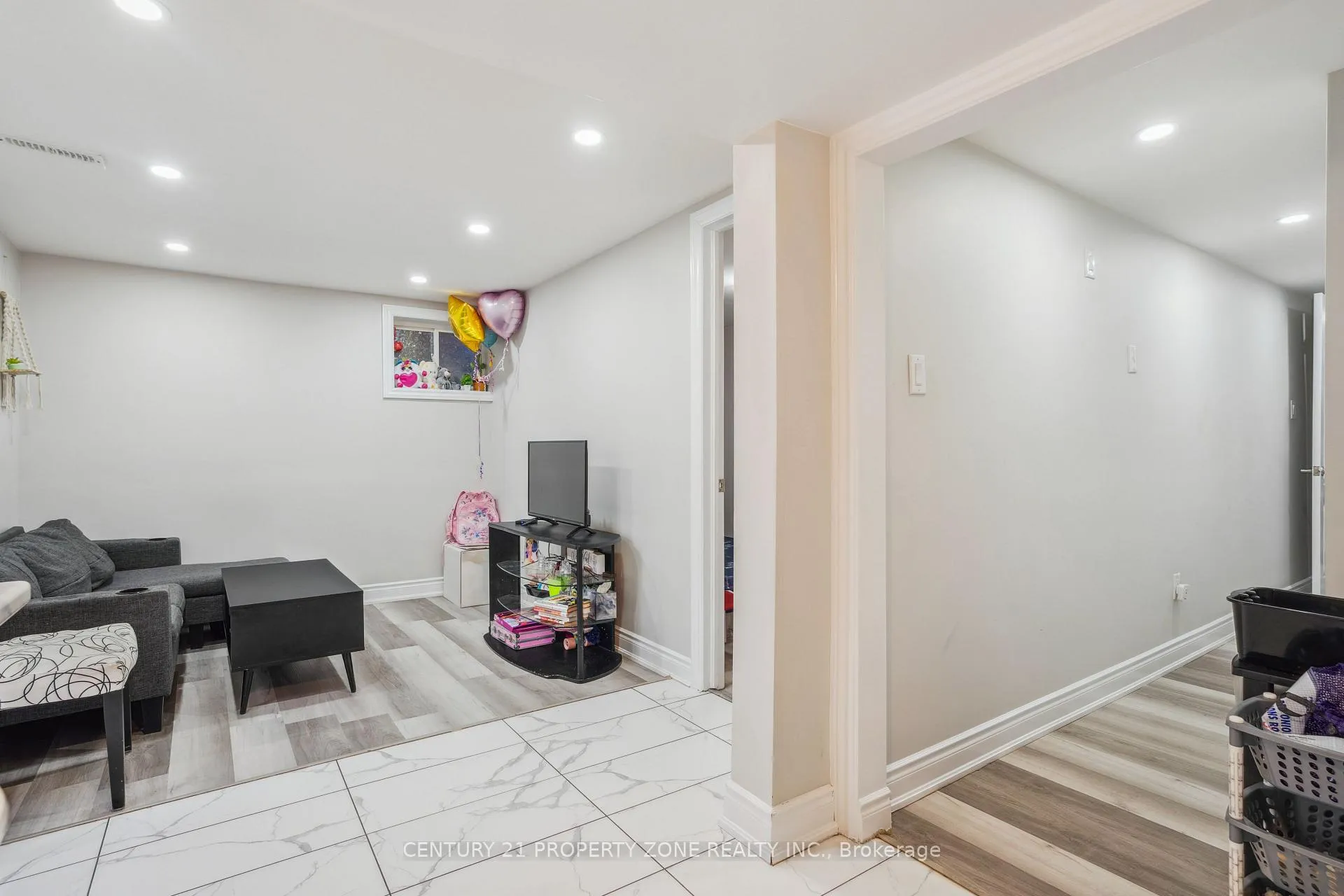 Photo 30 of 20 Royal Palm Drive, Brampton, Heart Lake East — HOMEH