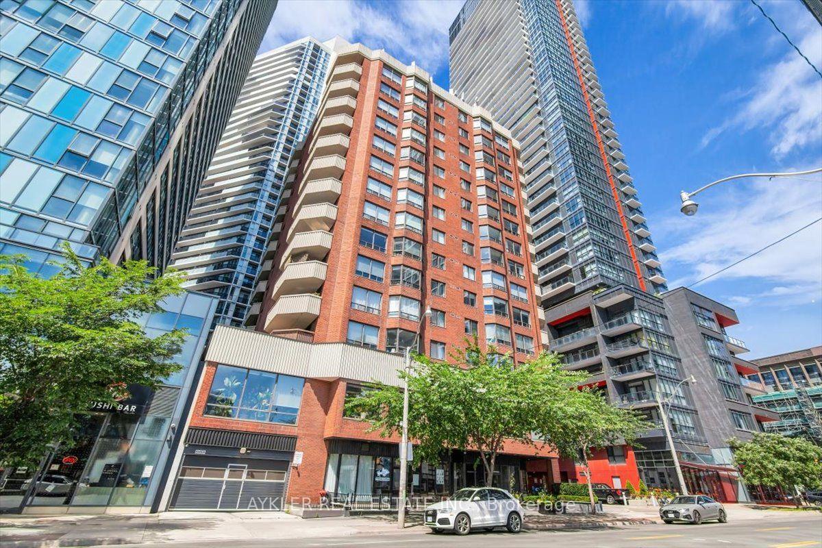 Photo 1 of Unit 402, 192 Jarvis Street, Toronto, Church-Yonge Corridor — HOMEH