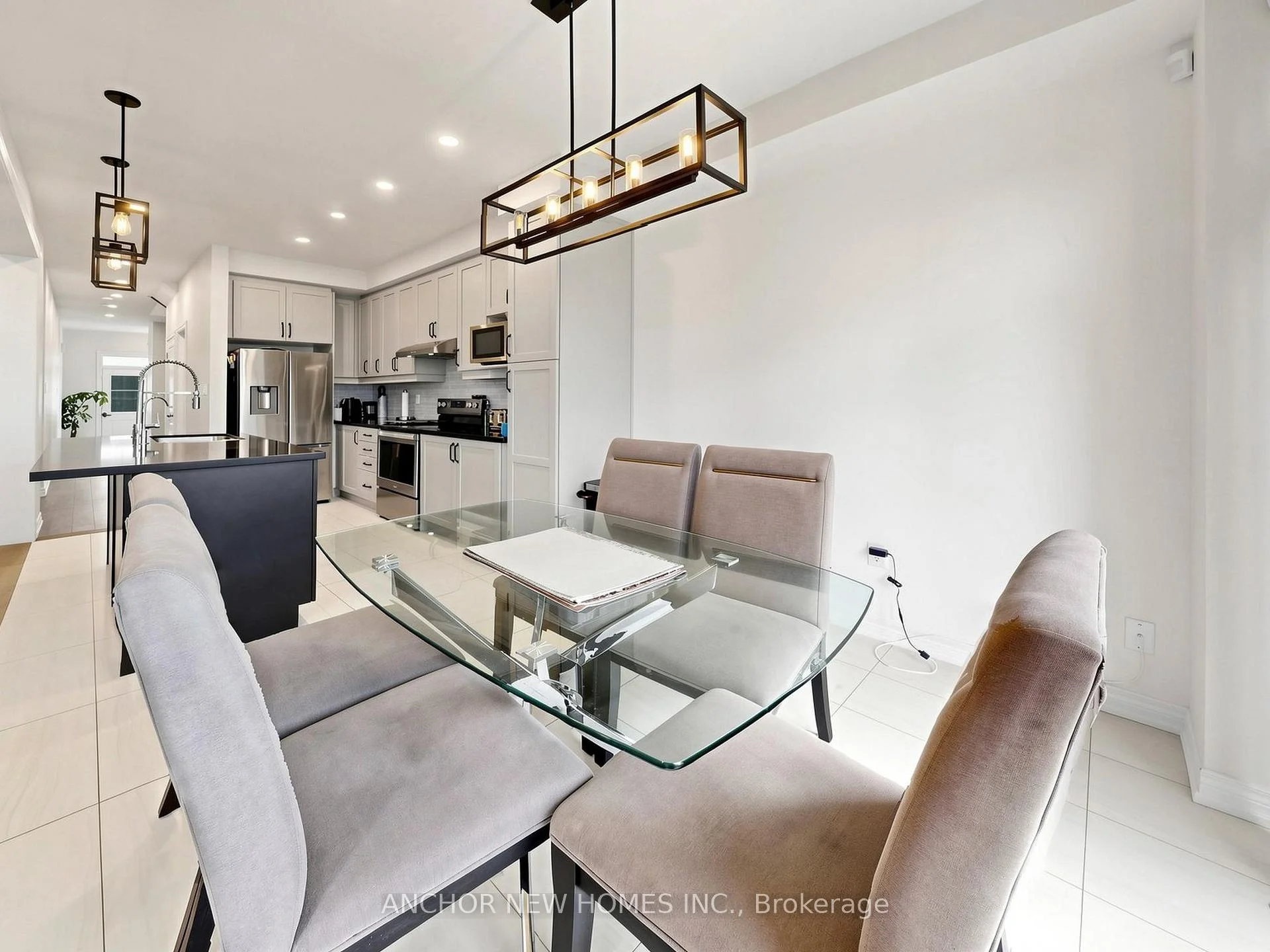 Photo 9 of 22 Averill Road, Brampton, Northwest Brampton — HOMEH