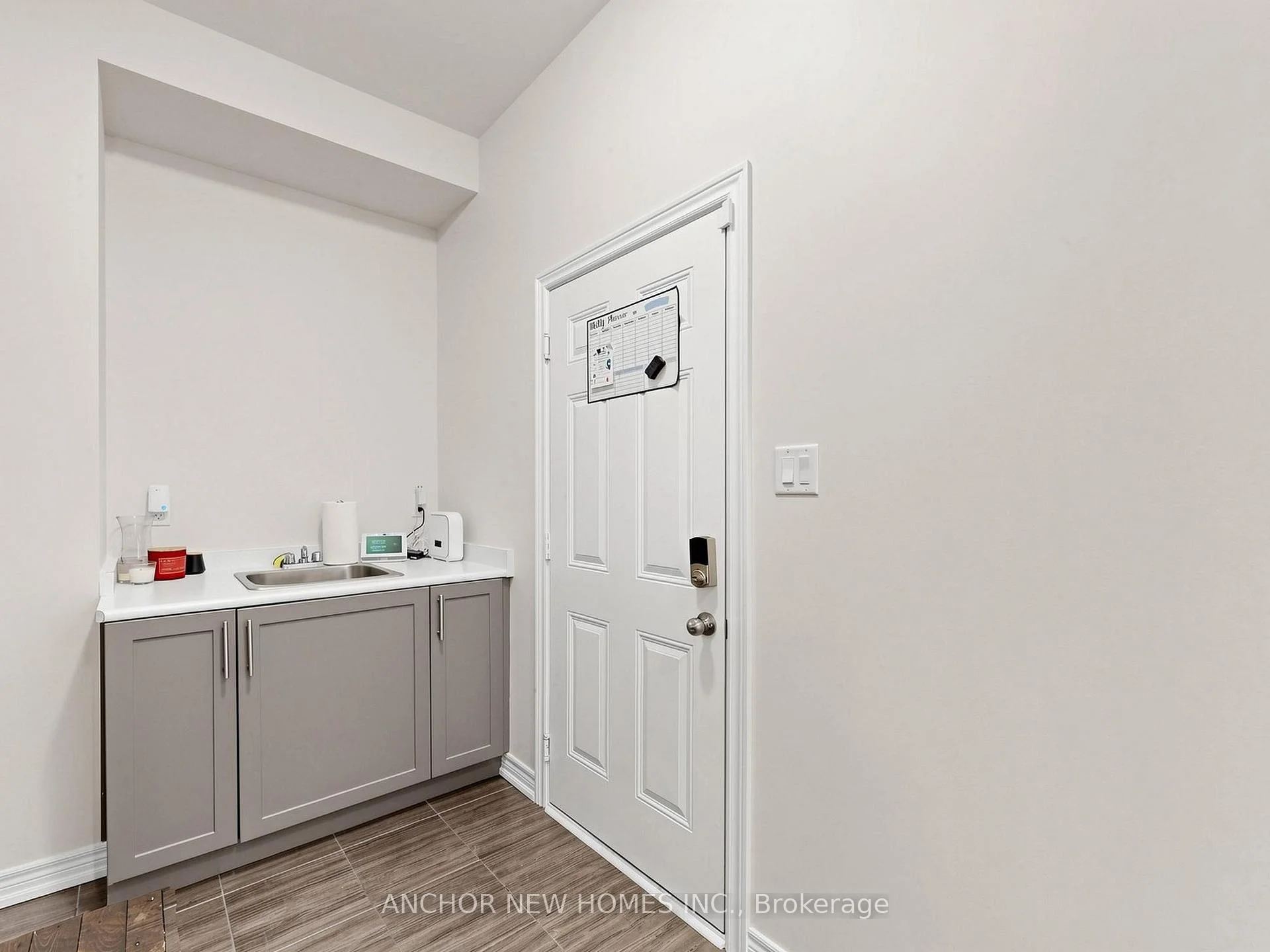 Photo 15 of 22 Averill Road, Brampton, Northwest Brampton — HOMEH