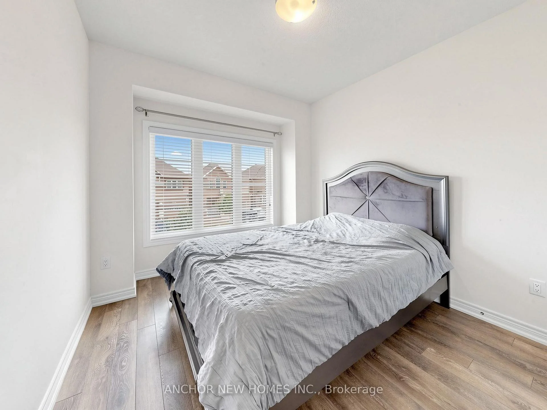 Photo 26 of 22 Averill Road, Brampton, Northwest Brampton — HOMEH