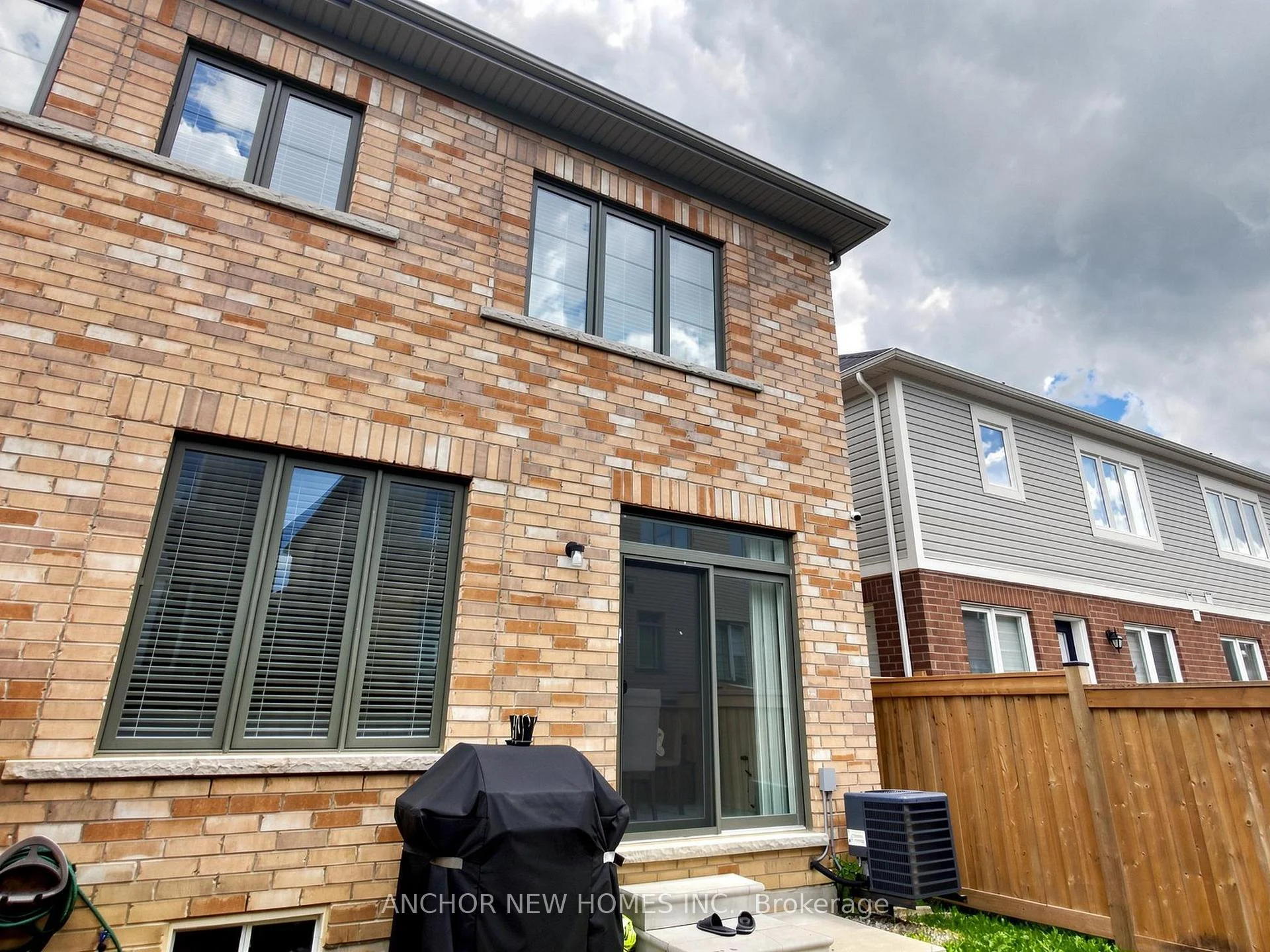 Photo 37 of 22 Averill Road, Brampton, Northwest Brampton — HOMEH