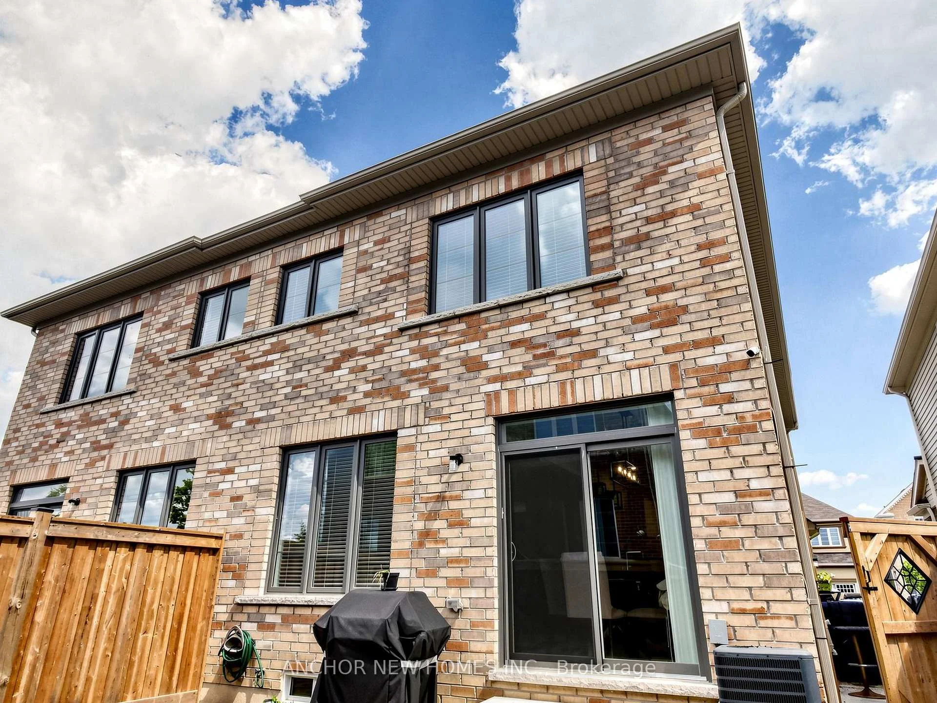Photo 38 of 22 Averill Road, Brampton, Northwest Brampton — HOMEH